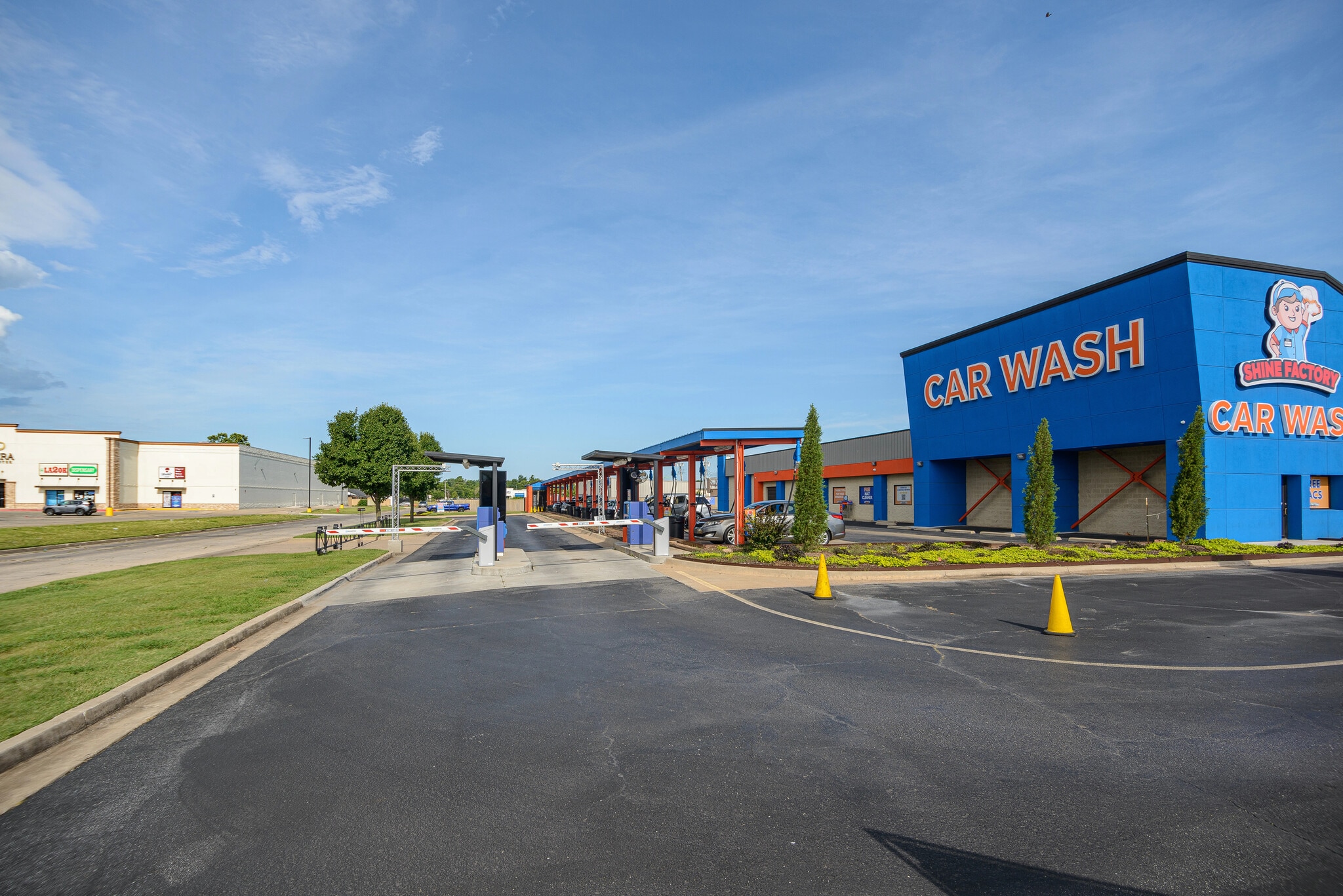 3801 N MacArthur Blvd, Warr Acres, OK à vendre Photo du bâtiment- Image 1 de 7