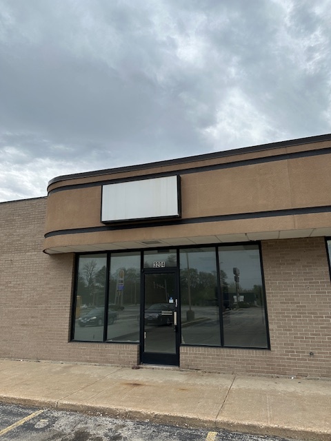 3208 S Alpine Rd, Rockford, IL for lease Building Photo- Image 1 of 2