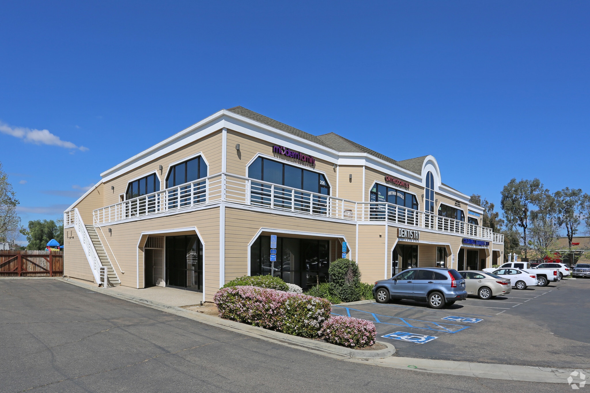 810 Jamacha Rd, El Cajon, CA for lease Primary Photo- Image 1 of 9