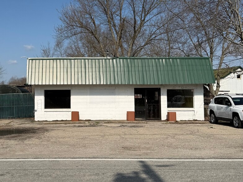 6218 State Route 727, Goshen, OH à vendre - Photo du bâtiment - Image 3 de 9
