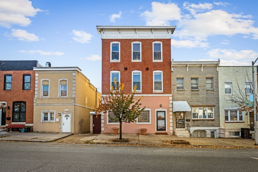244 S Highland Ave, Baltimore, MD à vendre - Photo du bâtiment - Image 2 de 52