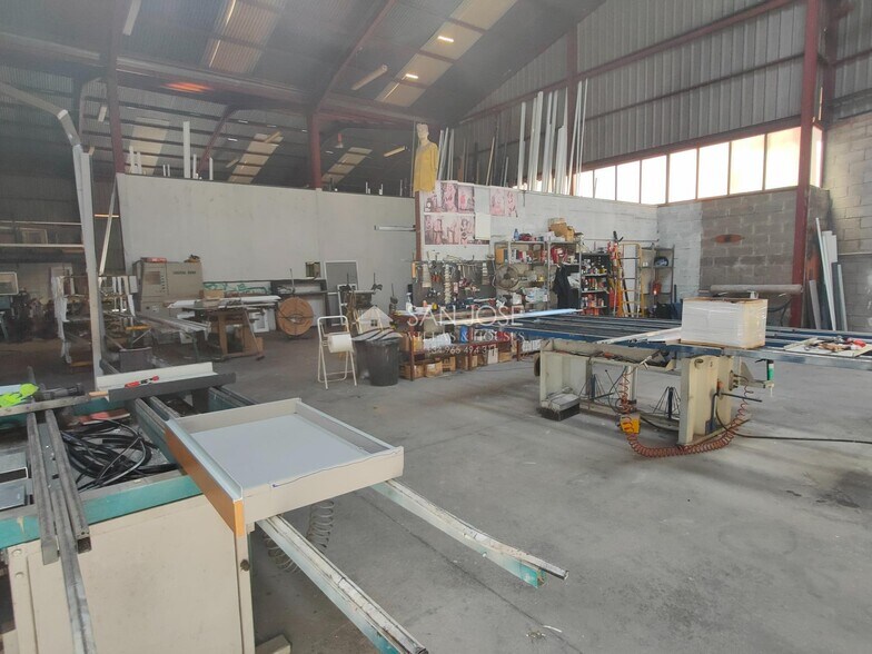 Carrer Azorín, 40, Aspe, Alicante for sale - Building Photo - Image 3 of 6