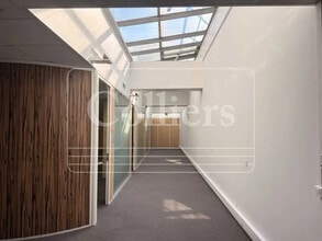 2 Place Laurent D'Arvieux, Marseille à louer Photo intérieure- Image 2 de 2