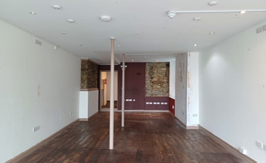 77 West St, Tavistock for lease Interior Photo- Image 1 of 3