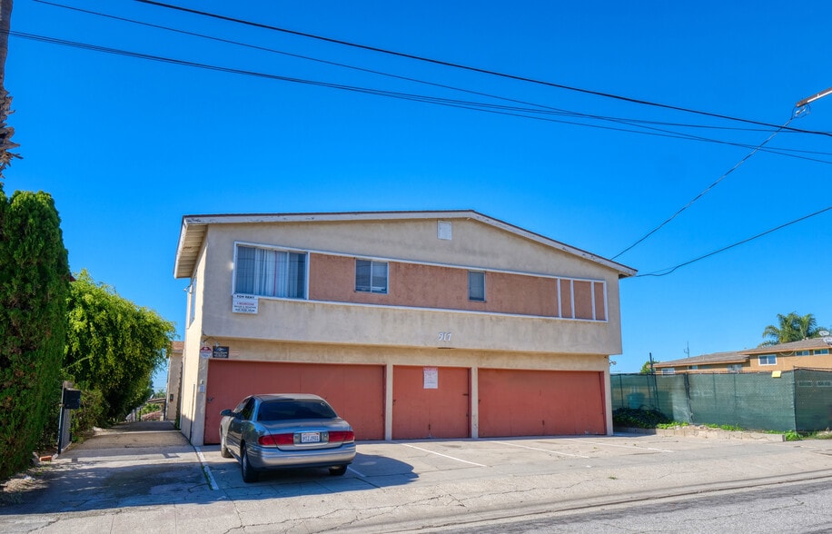 917 Edgewood St, Inglewood, CA for sale - Building Photo - Image 2 of 14