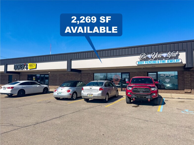 310 N Clippert St, Lansing, MI à louer - Photo du bâtiment - Image 3 de 22