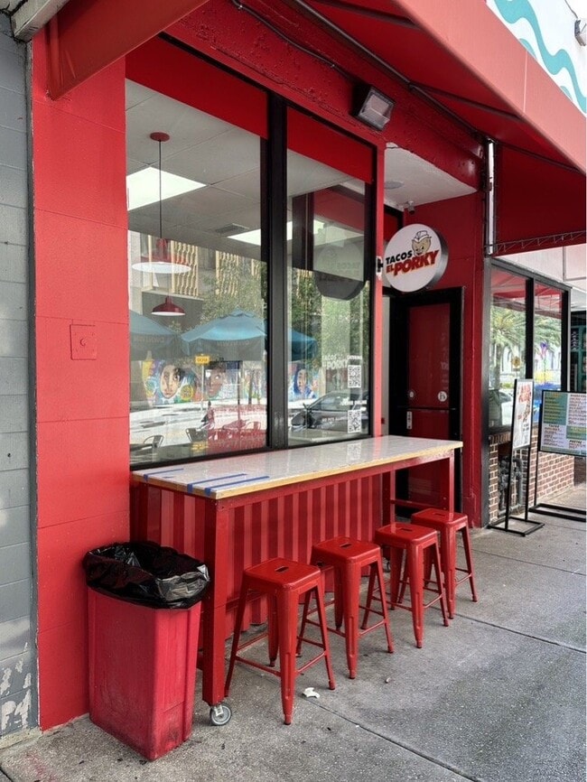 More details for 16-20 W Flagler St, Miami, FL - Retail for Lease