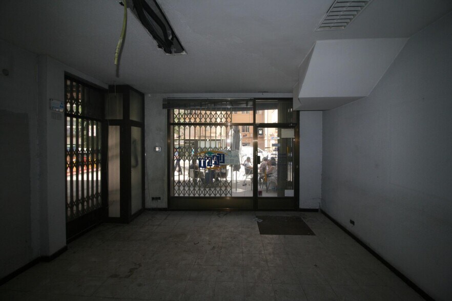 Calle Martínez Campos, 10, Granada, Granada for lease - Building Photo - Image 2 of 15