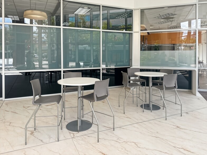 111 N Orange Ave, Orlando, FL for lease - Interior Photo - Image 2 of 21