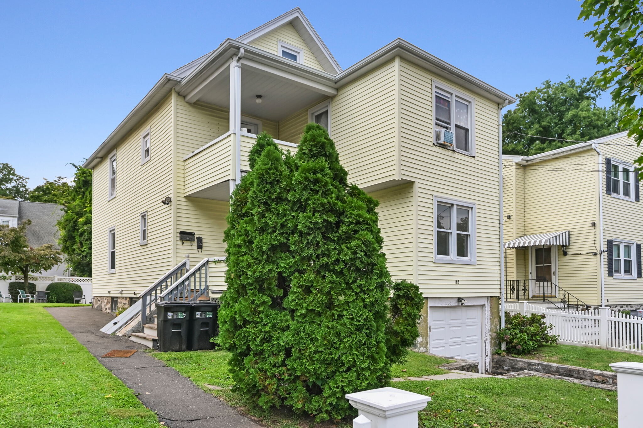 32 Josephine Evaristo Ave, Greenwich, CT for sale Primary Photo- Image 1 of 8