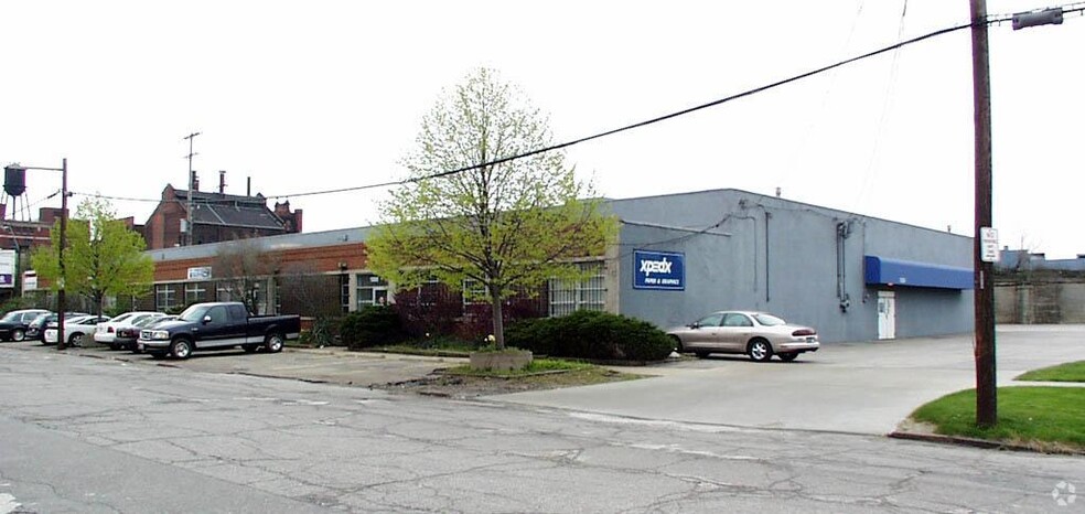 1340 E 38th St, Cleveland, OH for lease - Building Photo - Image 1 of 7