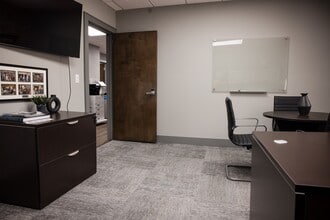 190 Virginia St, Mount Airy, NC for lease Interior Photo- Image 2 of 11