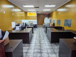 13015 Abercorn St, Savannah, GA à vendre Photo intérieure- Image 1 de 7