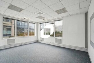 Plus de détails pour 23 Allée Des Impressionnistes, Villepinte - Bureau à vendre