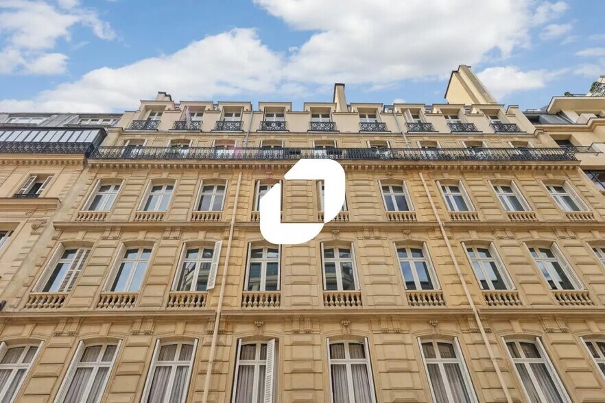 Bureau dans Paris à vendre - Photo du bâtiment - Image 2 de 15