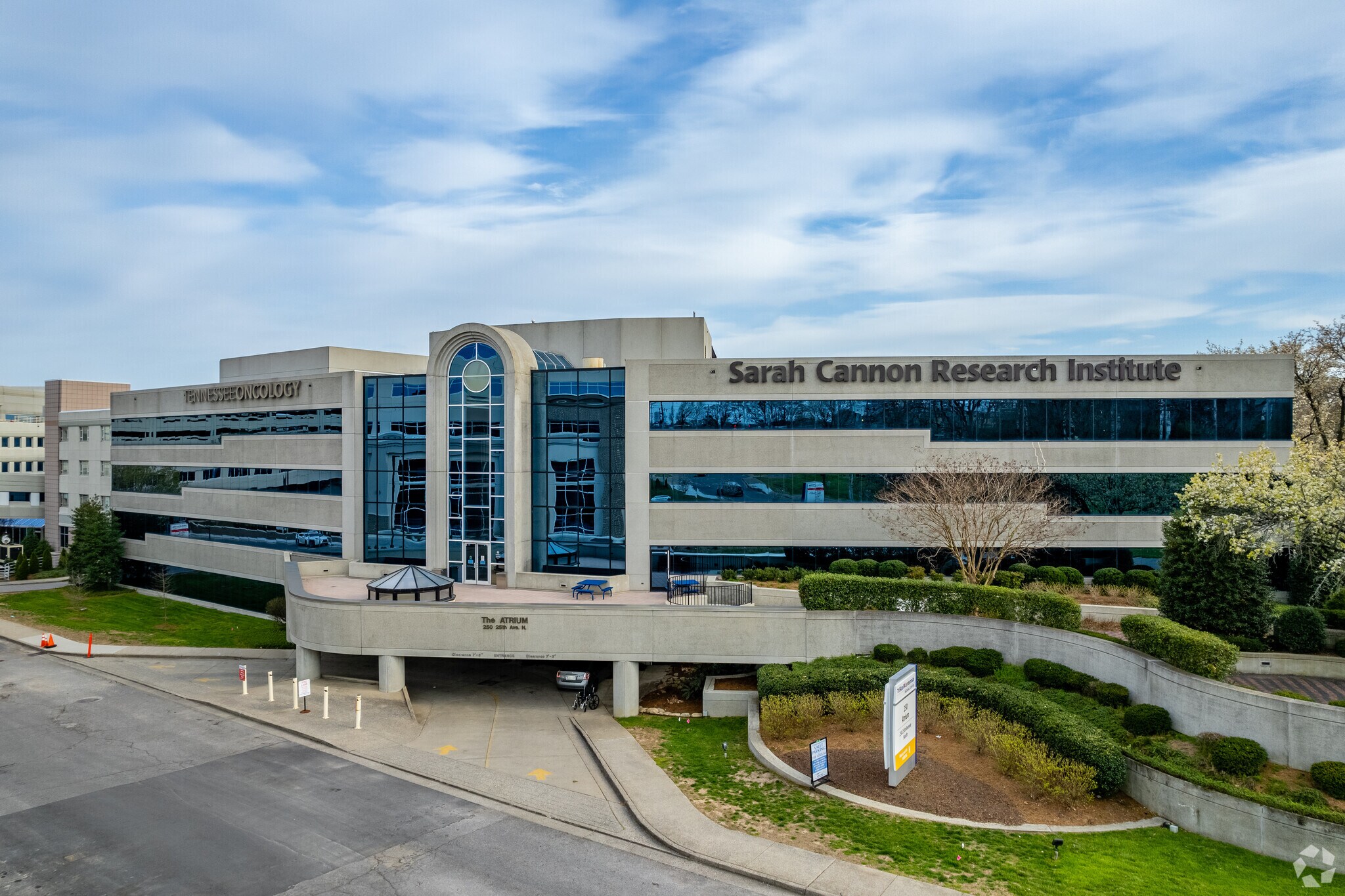 250 25th Ave N, Nashville, TN à louer Photo principale- Image 1 de 6