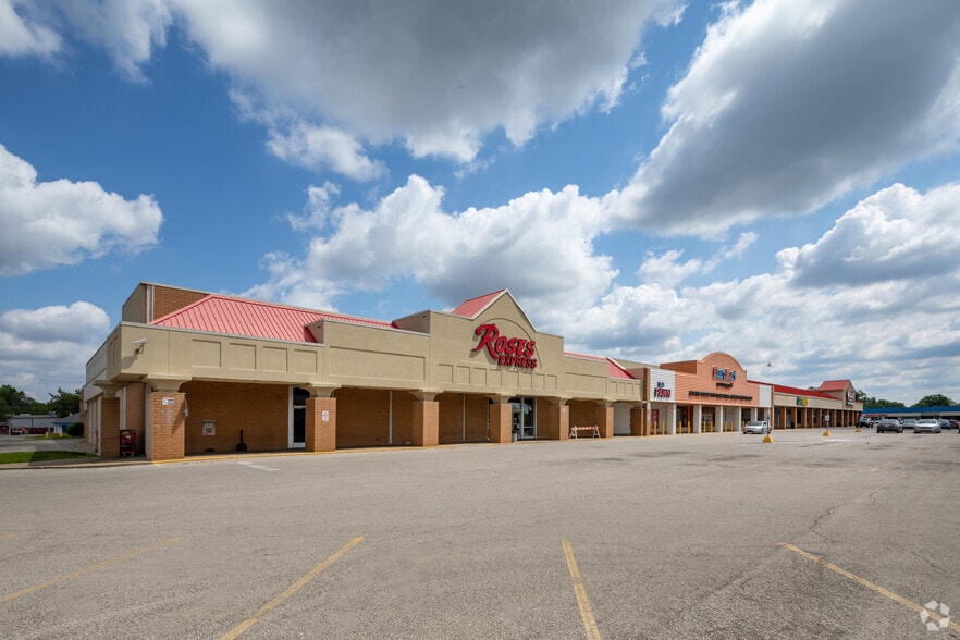 5607-5629 Preston Hwy, Louisville, KY à vendre - Photo du bâtiment - Image 2 de 4