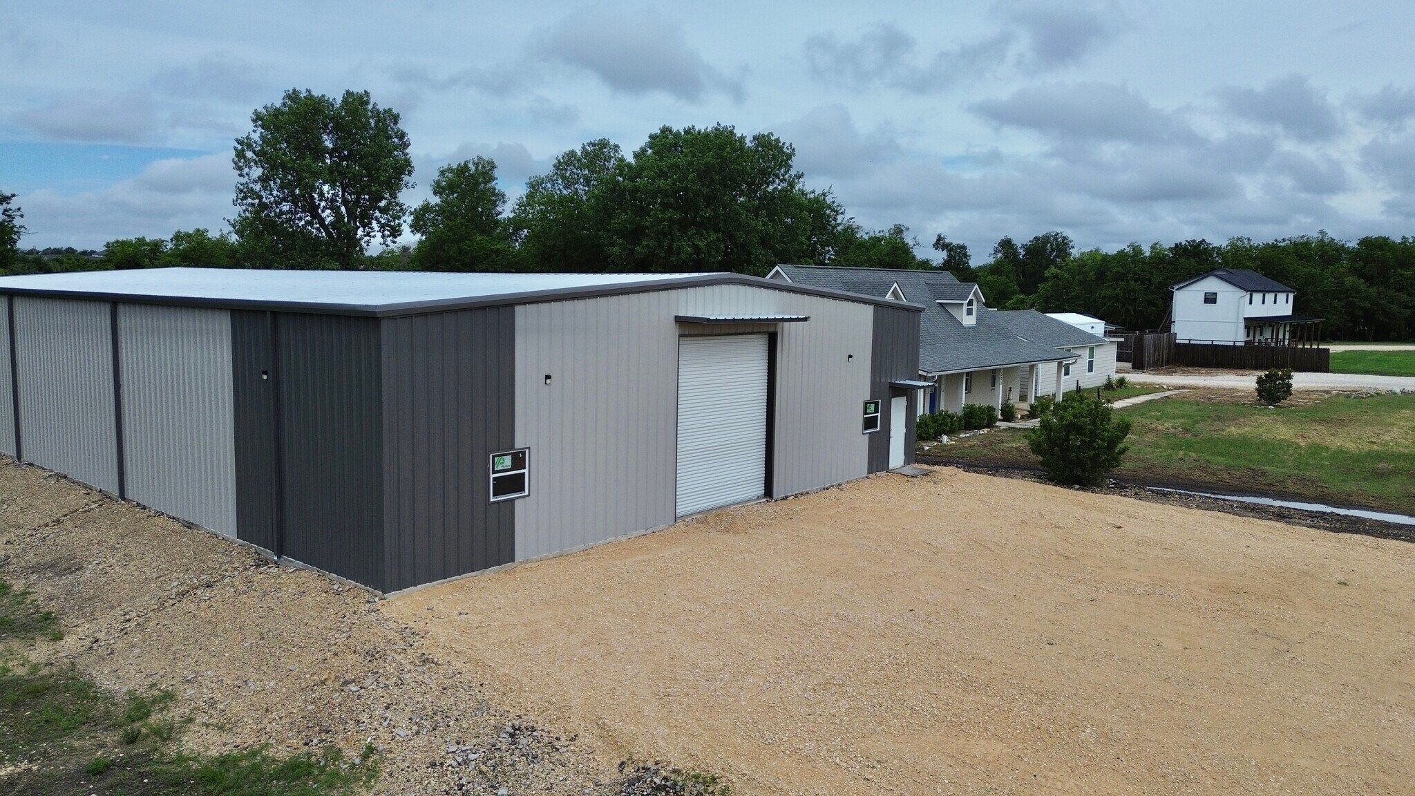 300 Carmel Creekside Dr, Hutto, TX à louer Photo du bâtiment- Image 1 de 18