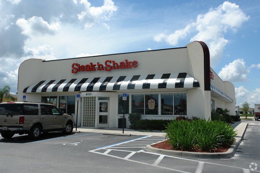 6651 Darter Ct, Fort Pierce, FL à louer - Photo du bâtiment - Image 2 de 6