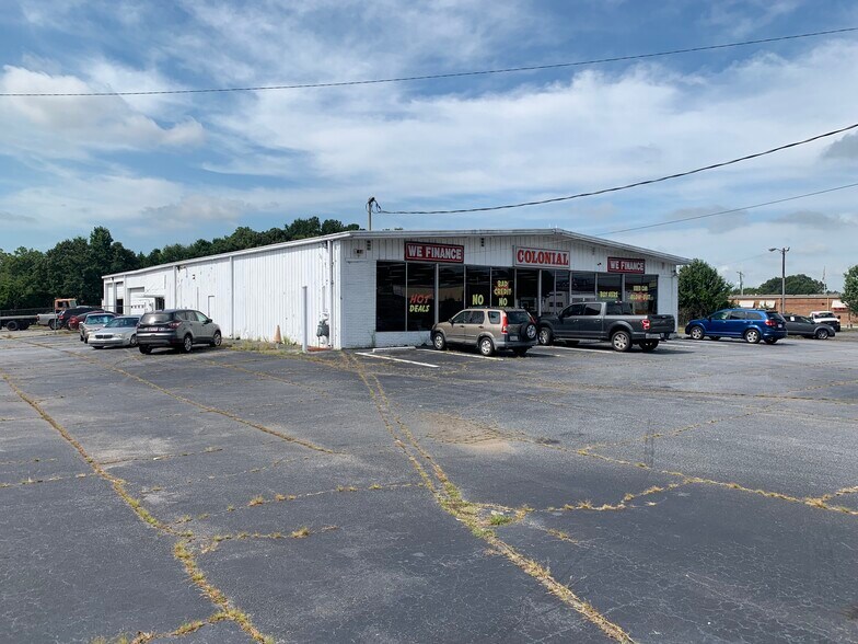 349 Forest Pky, Forest Park, GA à vendre - Photo du bâtiment - Image 2 de 7