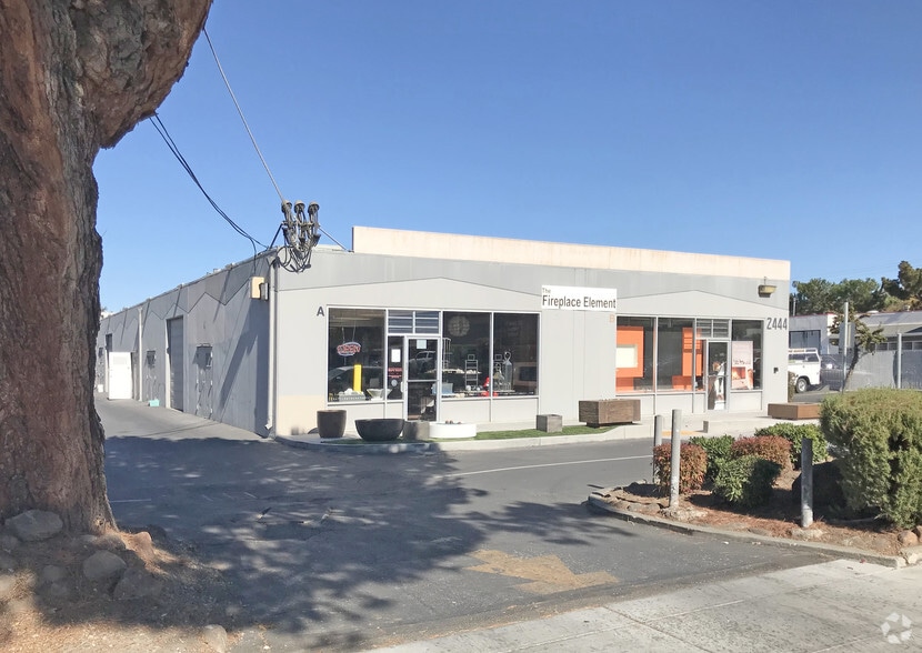 2444 Old Middlefield Way, Mountain View, CA for lease - Building Photo - Image 2 of 3