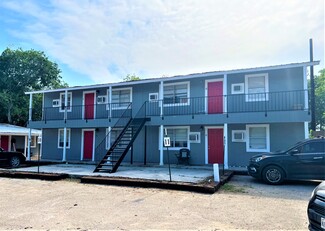 Plus de détails pour 321 Blanks St, Seguin, TX - Multi-résidentiel à vendre