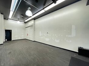 304 Utica Ave, Brooklyn, NY for lease Interior Photo- Image 2 of 5