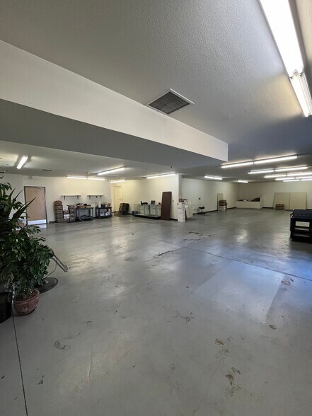 3470 Wadsworth Blvd, Wheat Ridge, CO for lease - Interior Photo - Image 3 of 9