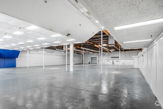 2870 S Harbor Blvd, Santa Ana, CA for lease Interior Photo- Image 2 of 14