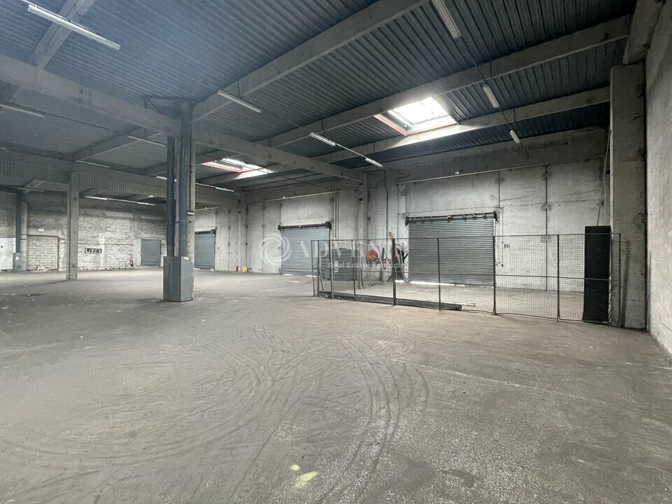 Industrial in Bruges for lease Building Photo- Image 1 of 10
