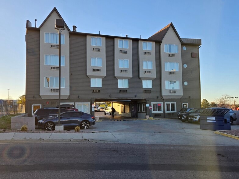 8350 Razorback Rd, Colorado Springs, CO for sale - Primary Photo - Image 1 of 6