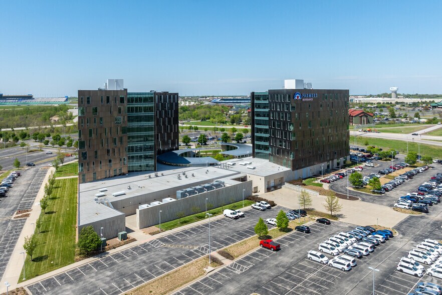 10201 Abilities Way, Kansas City, KS à louer - Photo du bâtiment - Image 3 de 4