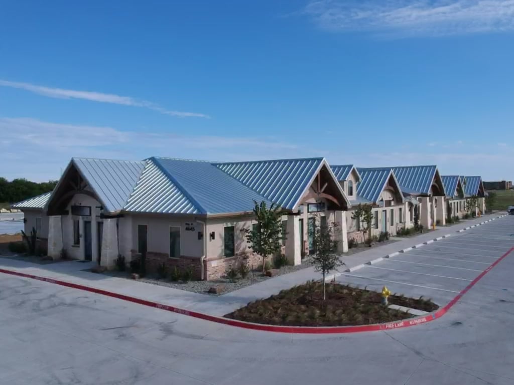 4645 Avon Ln, Frisco, TX for lease Primary Photo- Image 1 of 7