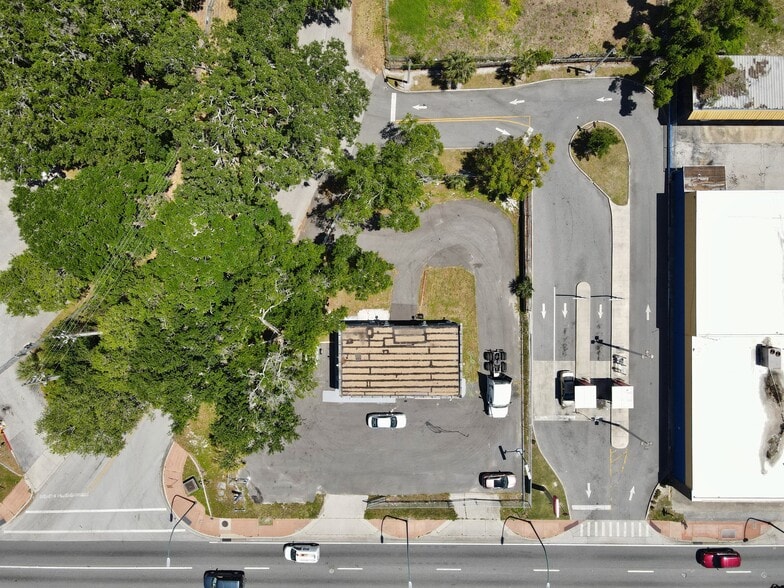 4343 S Orange Blossom Trl, Orlando, FL for lease - Building Photo - Image 3 of 5