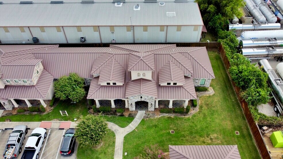 12510-12526 Cutten Rd, Houston, TX à louer - Photo du bâtiment - Image 3 de 3