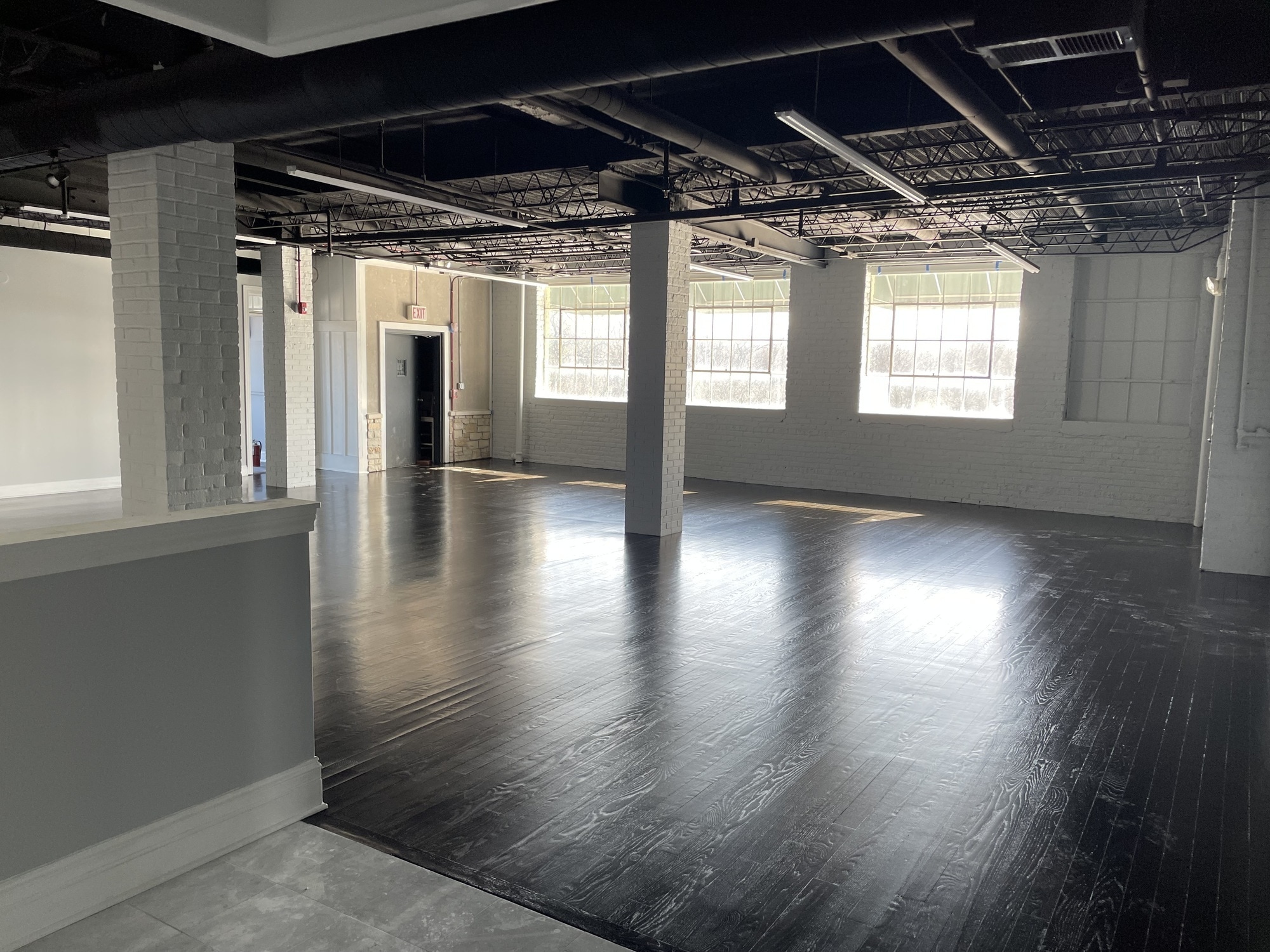 1007 Tower Ct, Winnetka, IL for lease Interior Photo- Image 1 of 3