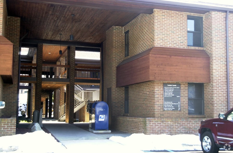 2895 Hamilton Blvd, Allentown, PA for lease - Building Photo - Image 3 of 4