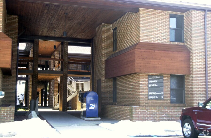 2895 Hamilton Blvd, Allentown, PA à louer - Photo du bâtiment - Image 3 de 4