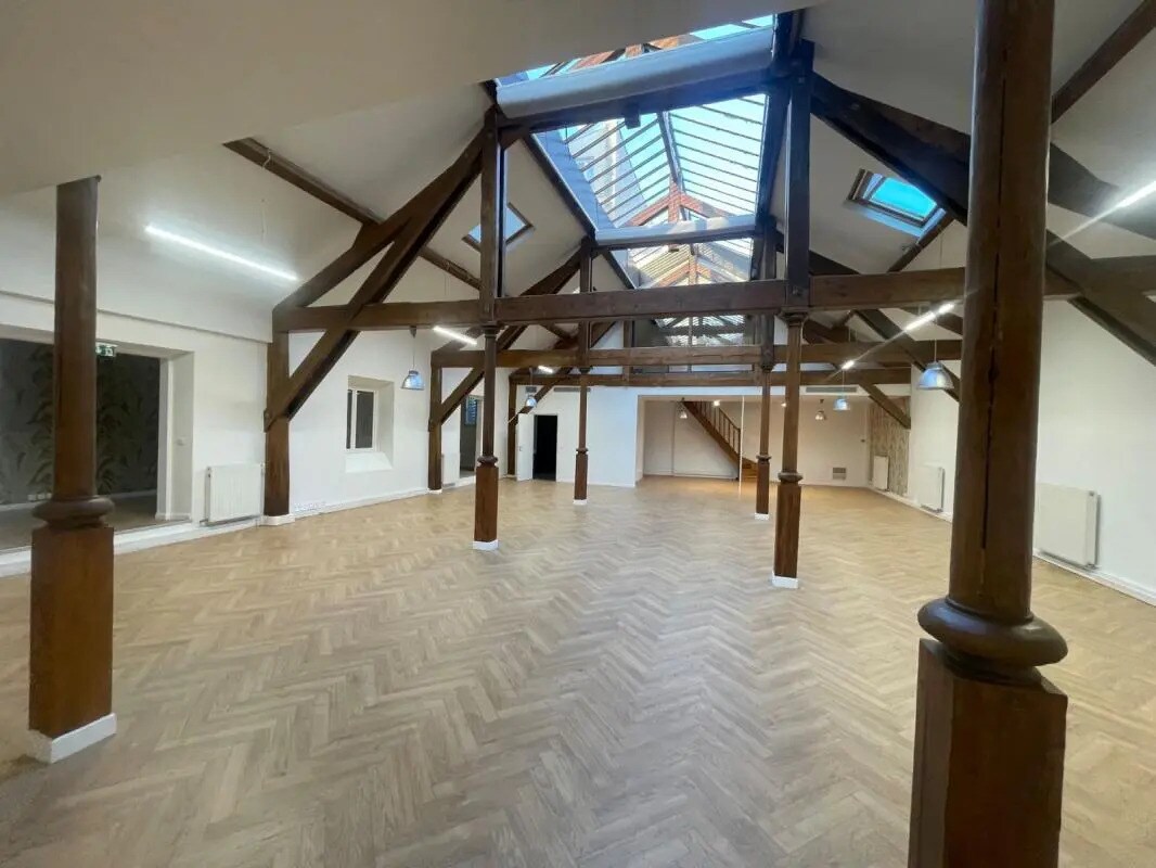 64 Quai De Jemmapes, Paris for lease Interior Photo- Image 1 of 14