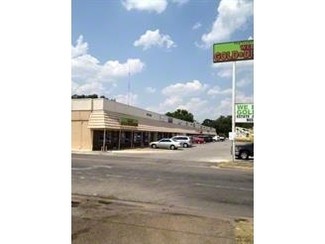 Plus de détails pour 800 E Villa Maria Rd, Bryan, TX - Local commercial à louer