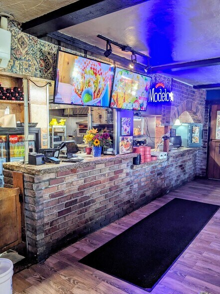 346 N University Ave, Provo, UT à vendre - Photo intérieure - Image 3 de 5