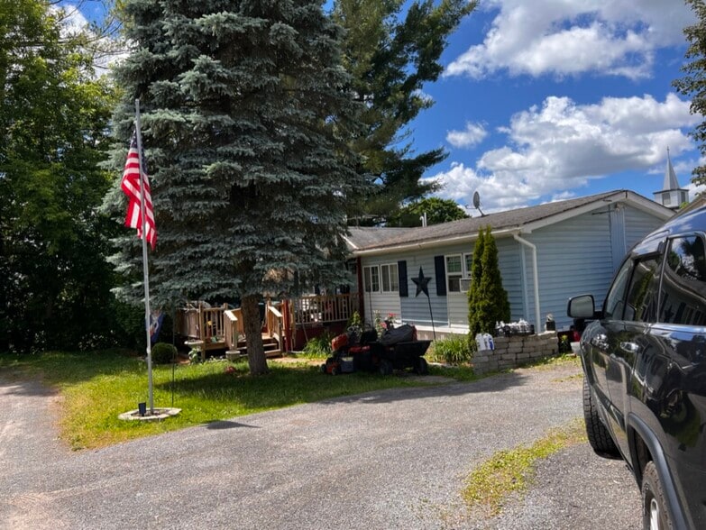 9698 Campbell Rd, Sauquoit, NY à vendre - Photo du bâtiment - Image 3 de 5