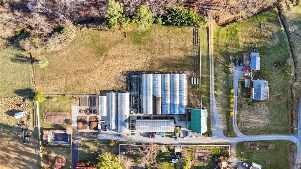 1356 Coopers Cove Rd, Hardy, VA for sale - Building Photo - Image 3 of 199