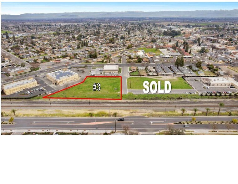 1700 California st, Kingsburg, CA for sale - Building Photo - Image 1 of 6