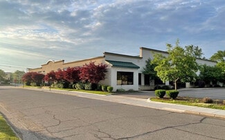 More details for 24001 Orchard Lake Rd, Farmington Hills, MI - Office/Medical for Lease