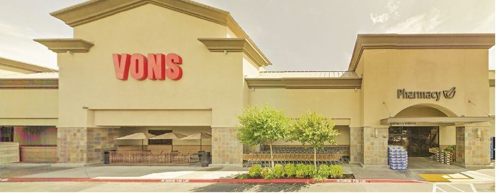 1610-1680 Herndon Ave, Clovis, CA à louer - Photo du bâtiment - Image 2 de 3