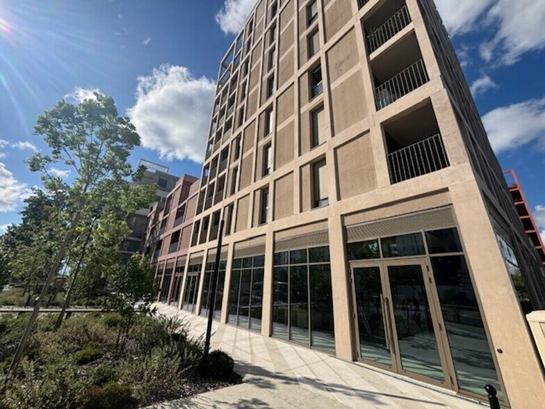 Avenue Des Quarante Journaux, Bordeaux for sale - Building Photo - Image 3 of 10