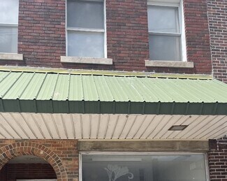 Plus de détails pour 120 W Main St, Salem, IL - Commerce de détail à vendre