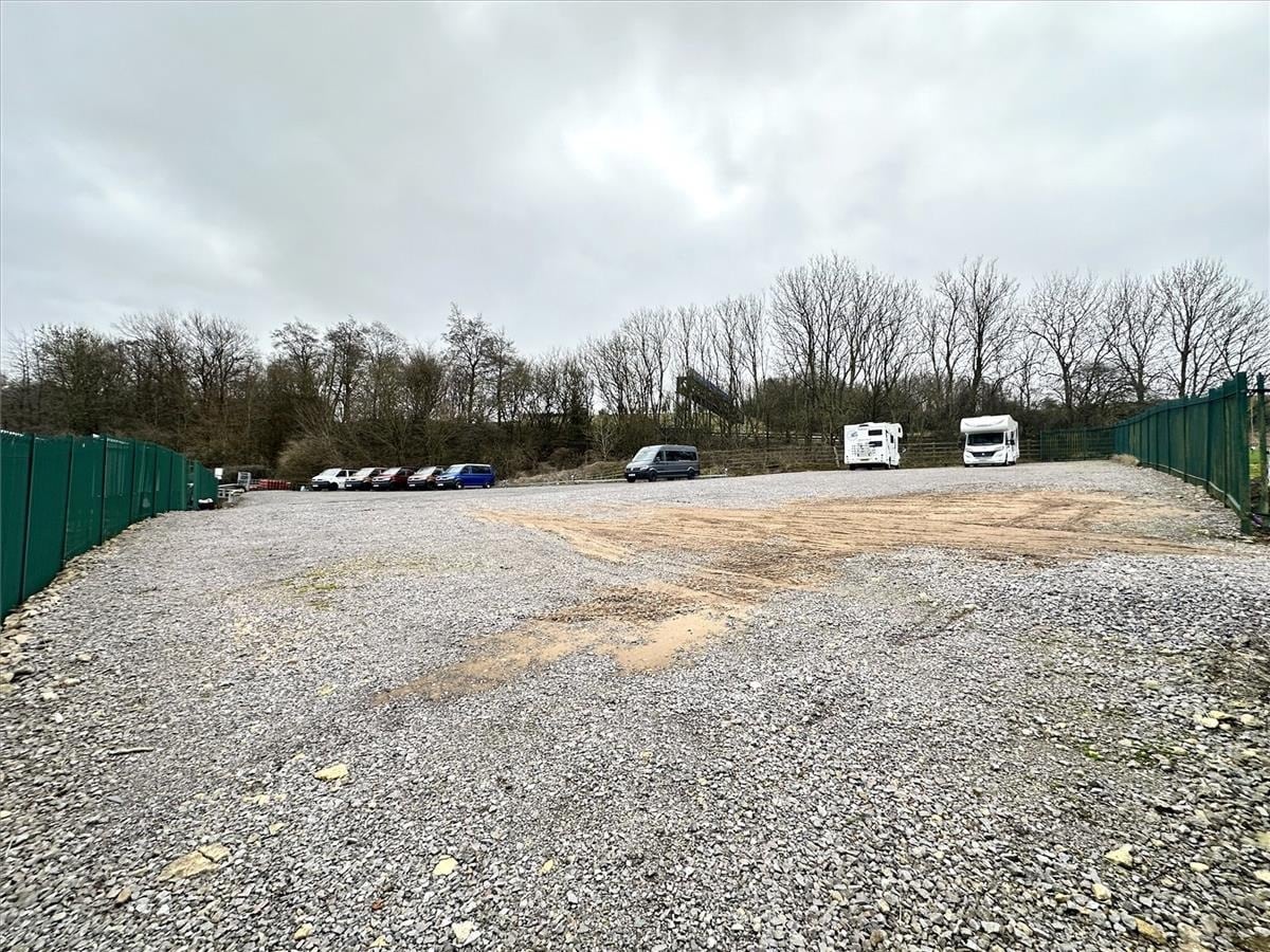 B4465, Chipping Sodbury for lease Primary Photo- Image 1 of 5