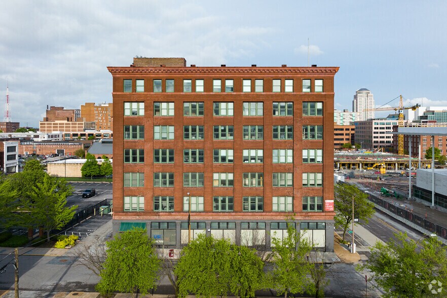 308 N 21st St, Saint Louis, MO à louer - Photo du bâtiment - Image 2 de 3
